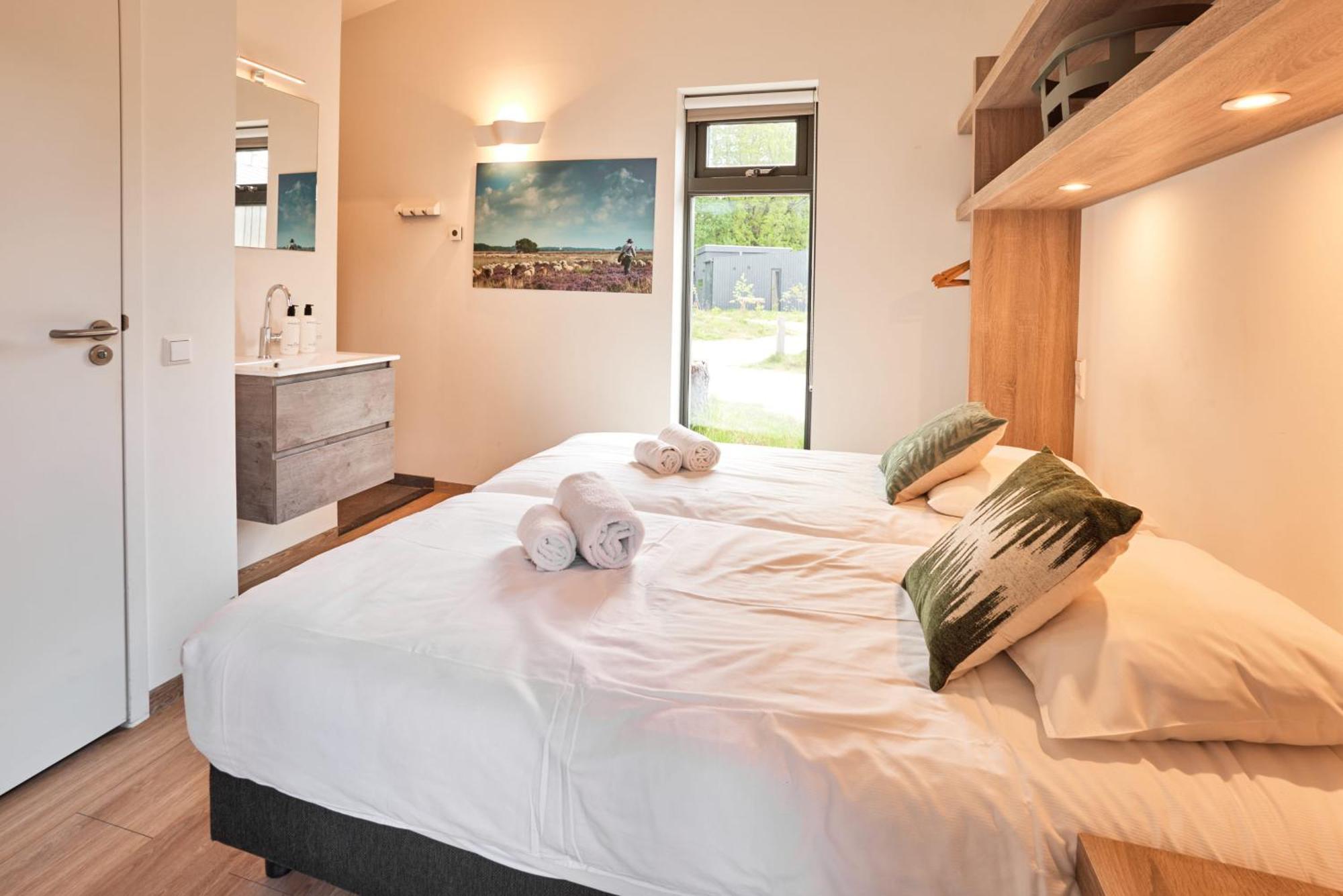 Dutchen Zeegser Duinen Suitelodges Exterior photo